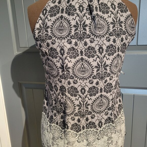 Cute Sleeveless blouse - Picture 2 of 6